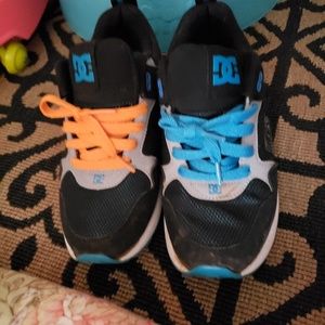 DC shoes